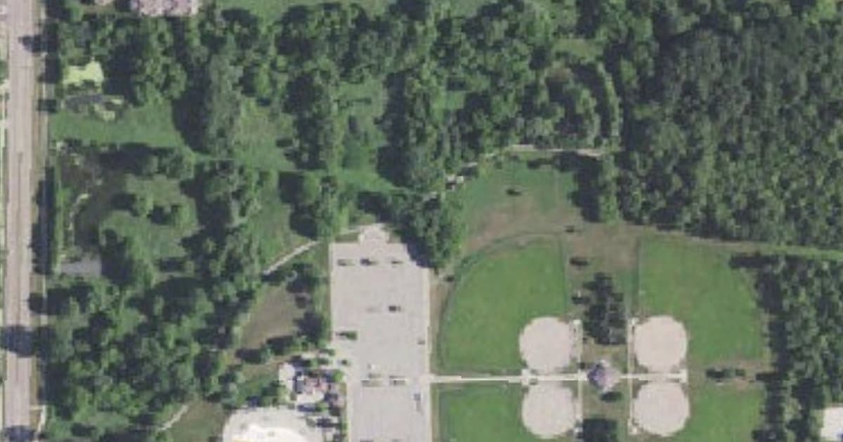 Northern Tail Dog Park dog park in East Lansing, MI