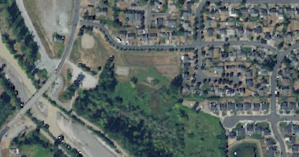 Orting Dog Park dog park in Orting, WA