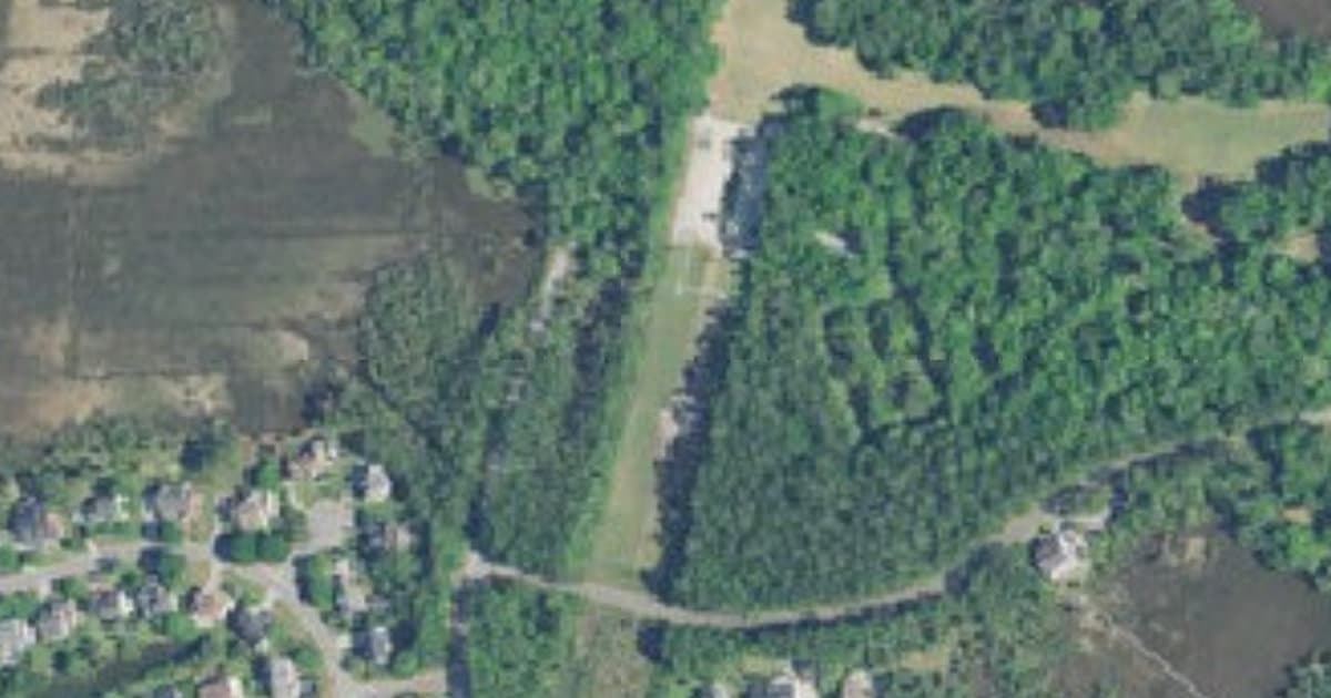 Palmetto Islands County Small Dog Park dog park in Mount Pleasant, SC