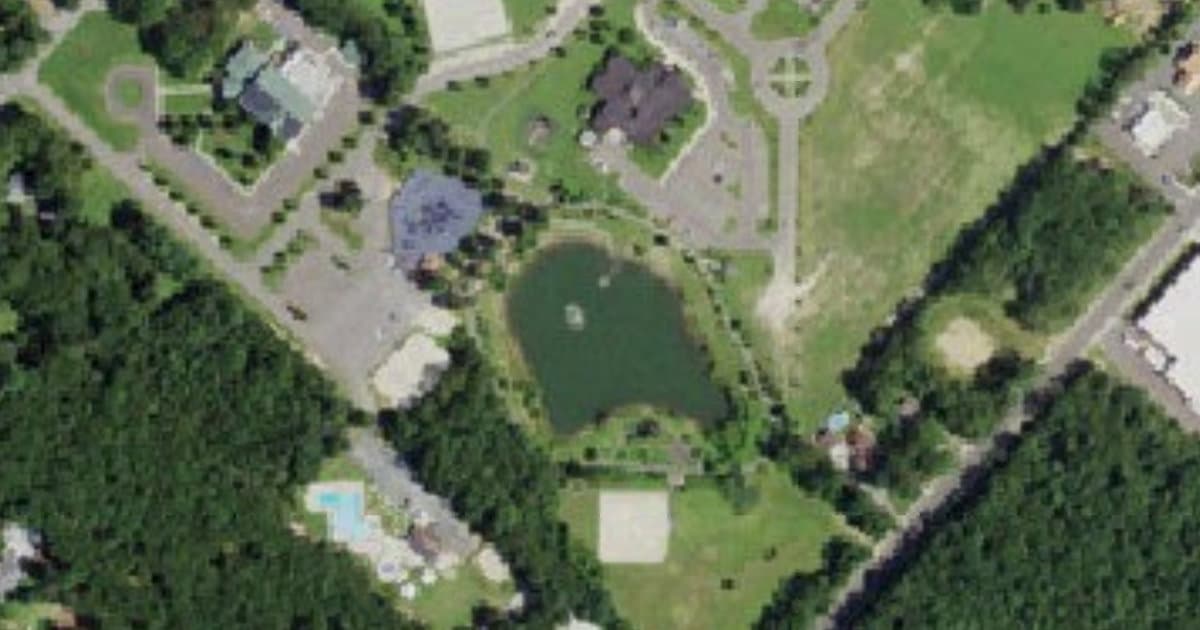 Patriot Lake Park dog park in Galloway, NJ