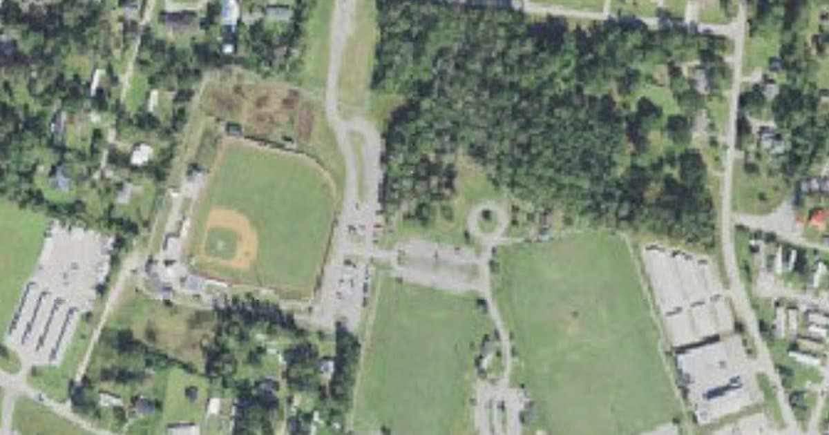 PAWS Bark Park dog park in Morehead City, NC