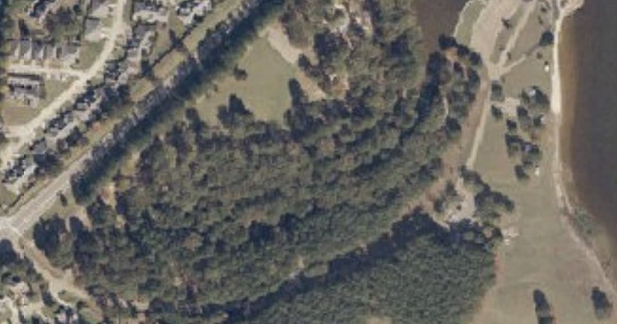 Pelahatchie Shore Park dog park in Brandon, MS