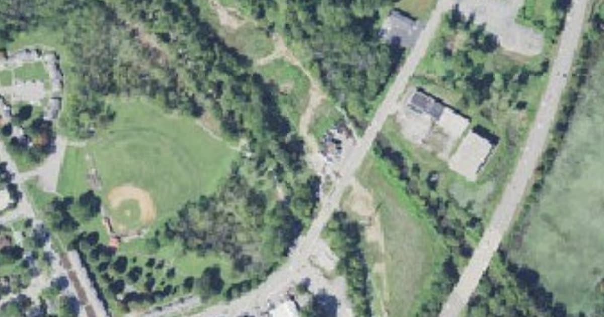 Pets Own Place dog park in Hendersonville, NC