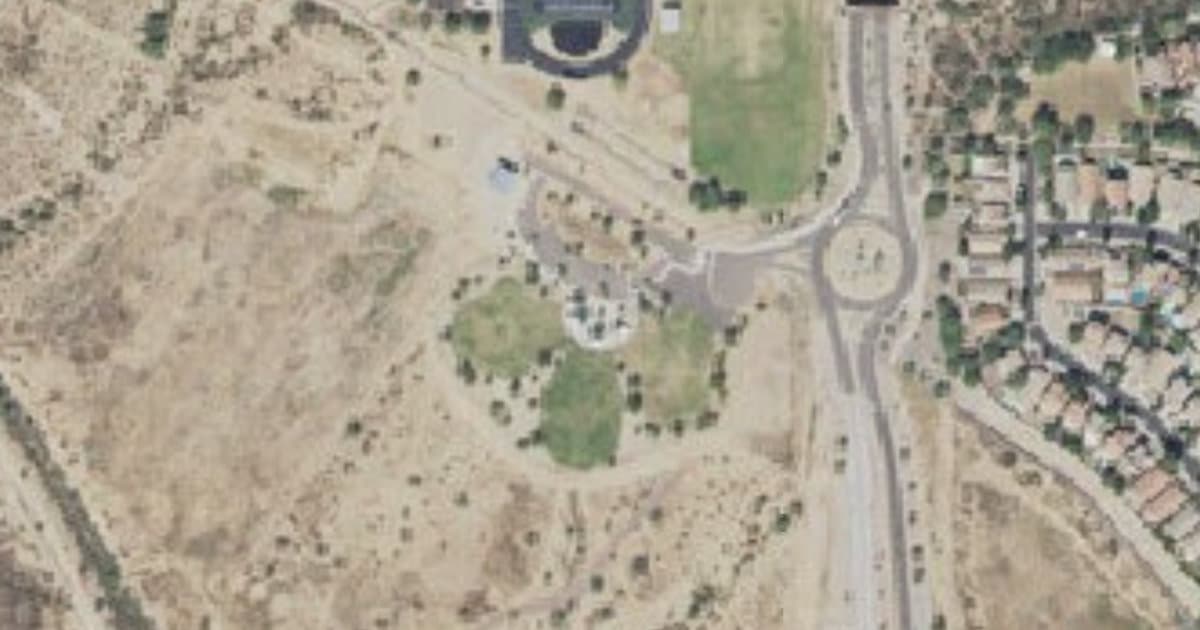 Pinnacle Dog Park dog park in Phoenix, AZ