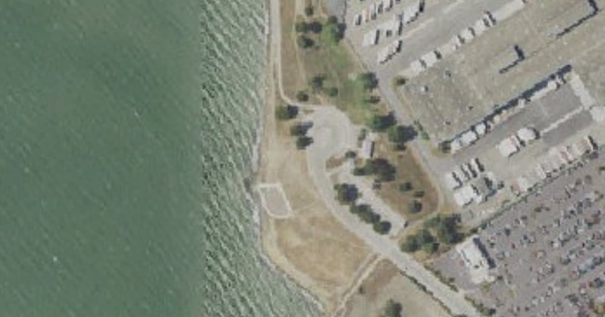 Point Isabel Dog Park dog park in Richmond, CA