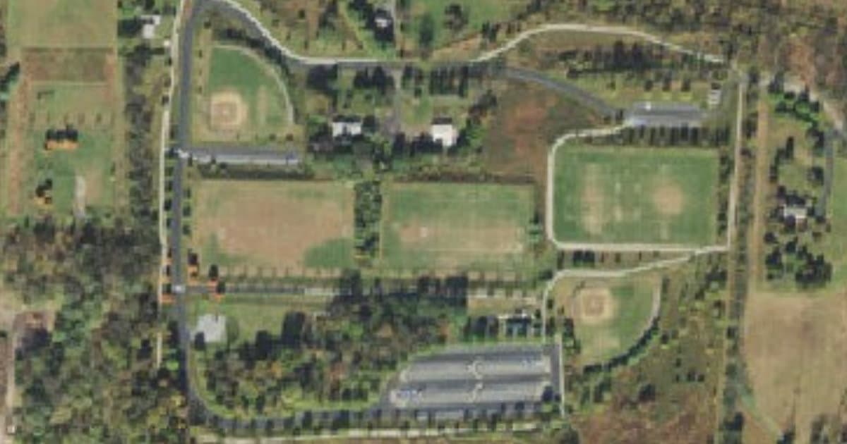 Polk Valley Dog Park dog park in Hellertown, PA