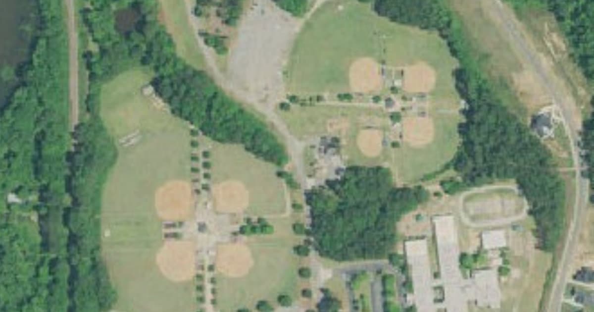 Riverside Dog Park dog park in Evans, GA