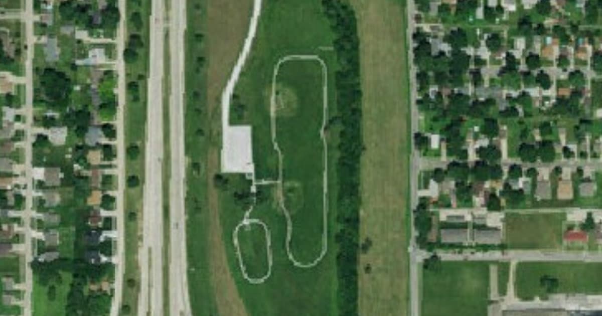Roper East Dog Run dog park in Lincoln, NE