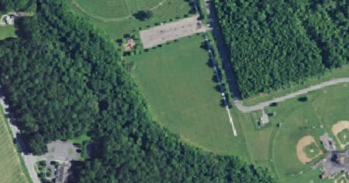 Schutte Park Dog Park dog park in Dover, DE
