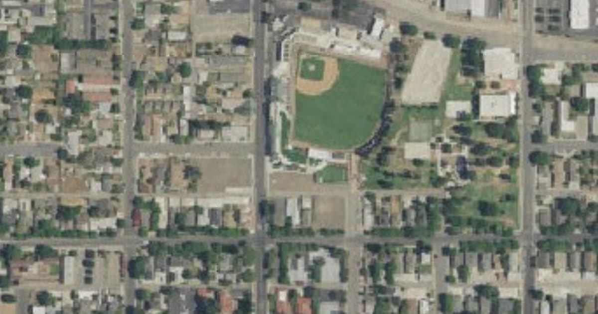 Sentinel Dog Park dog park in Visalia, CA
