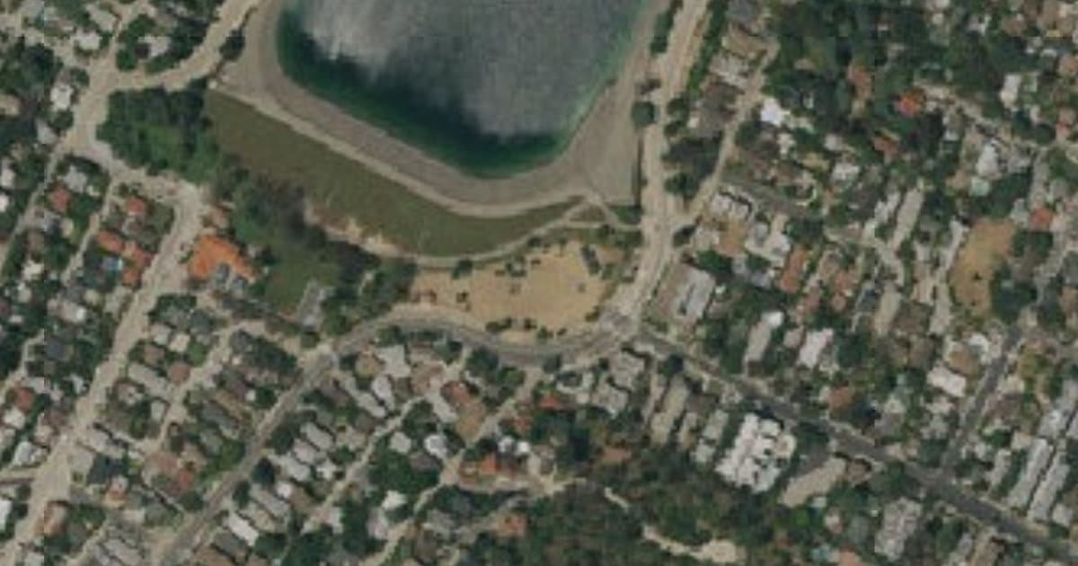 Silver Lake Dog Park dog park in Los Angeles, CA