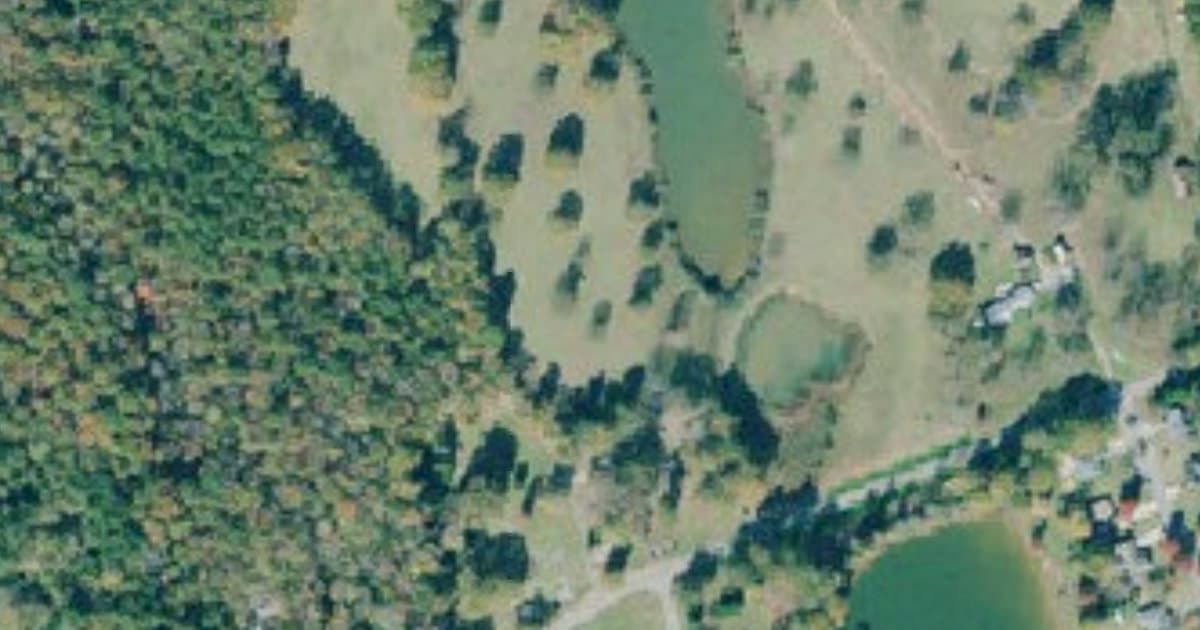 Thomas Farm Preserve Dog Park dog park in Watkinsville, GA