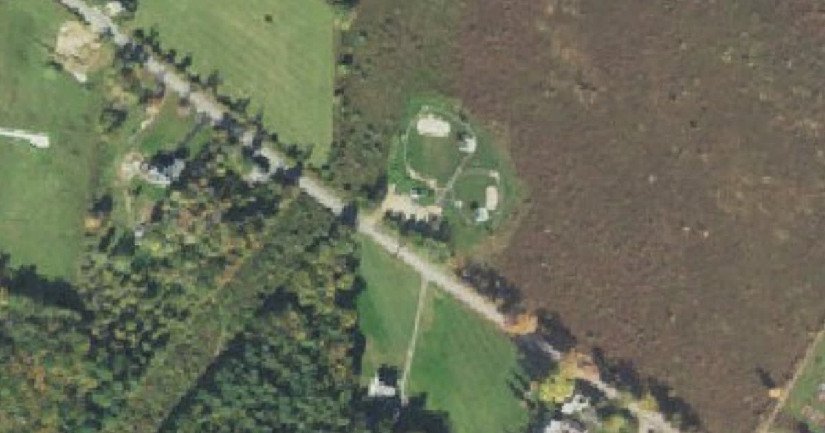 Uxbridge Dog Park dog park in Uxbridge, MA