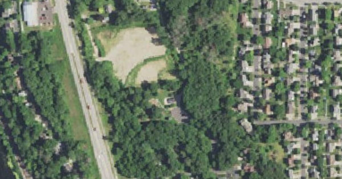 Van Riper Dog Park dog park in Onalaska, WI