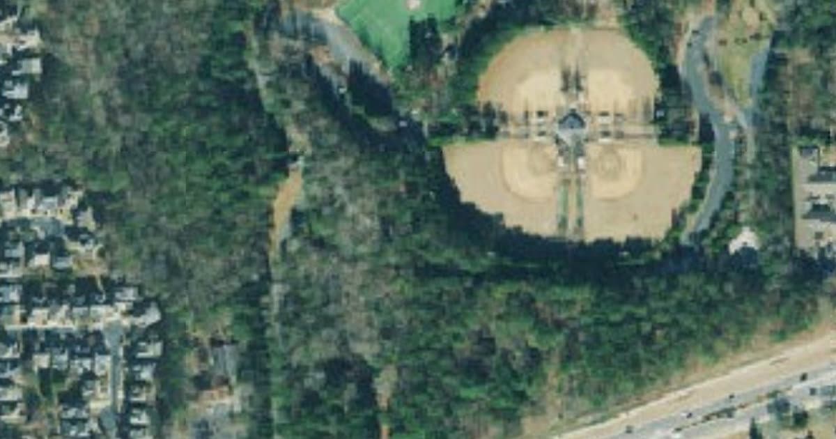 Web Bridge Dog Park dog park in Alpharetta, GA
