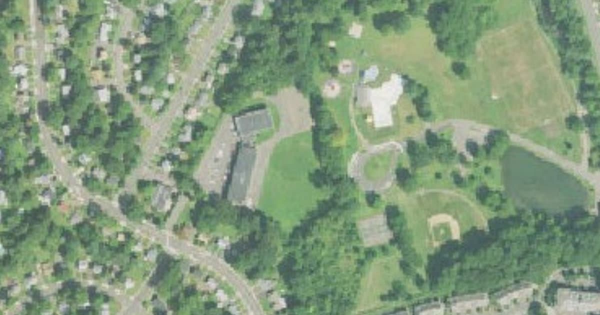 West Hartford Dog Park dog park in West Hartford, CT