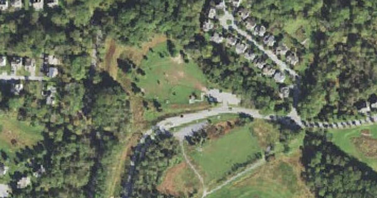Worthington Dog Park dog park in Ellicott City, MD